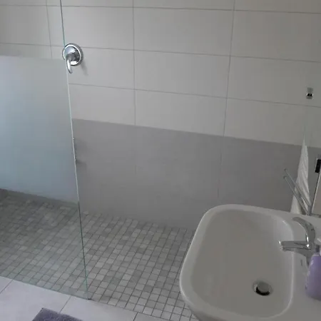 Alte Tischlerei Lägenhet *